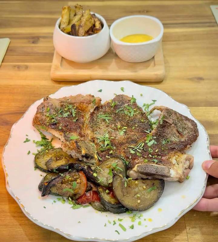 Côtelettes de viande Montpellier